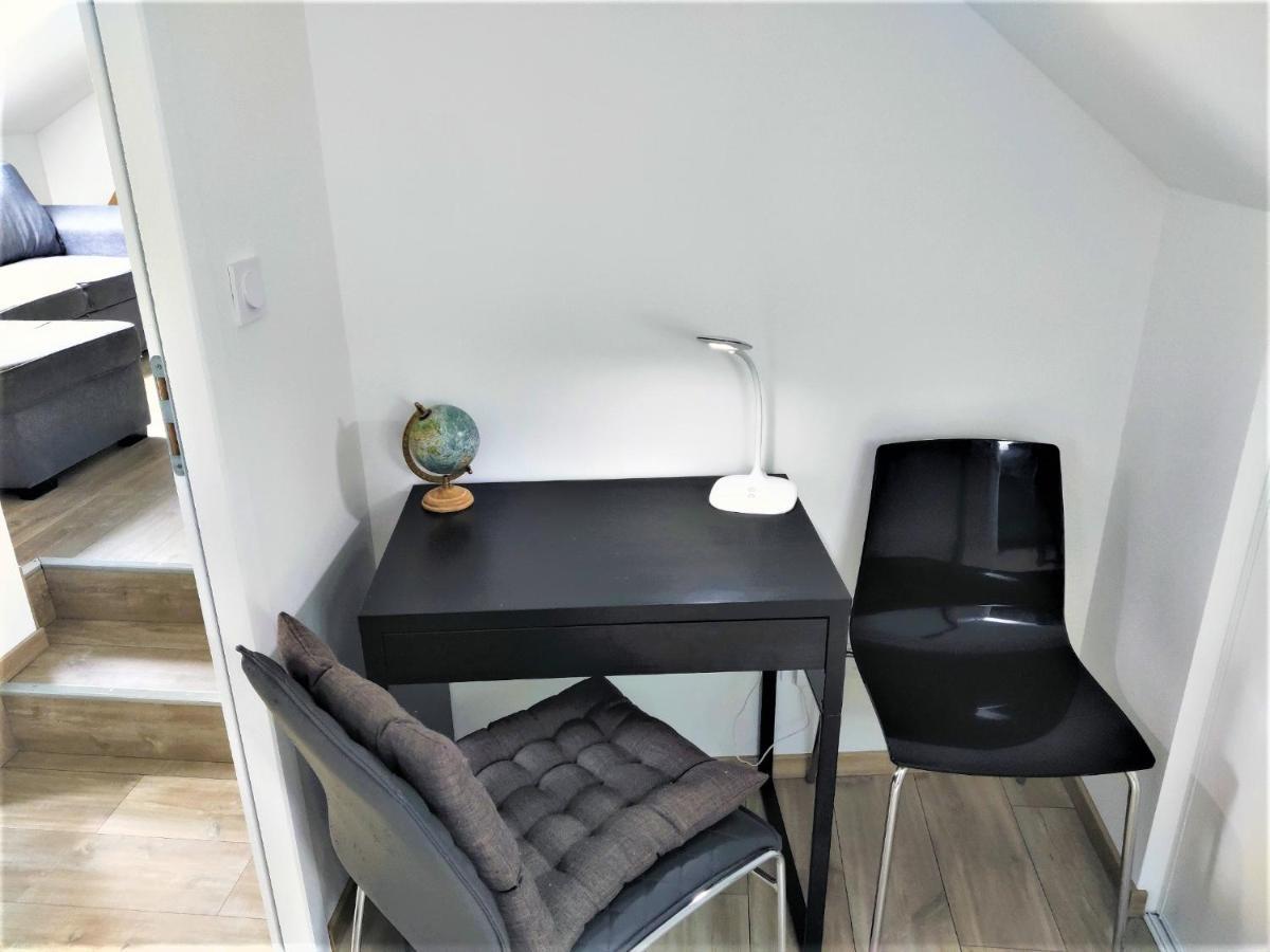 Appartement T3 "Yuca" Hyper Centre D'Ernée Exteriör bild